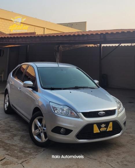 FORD Focus Hatch 2.0 16V 4P GLX FLEX, Foto 4