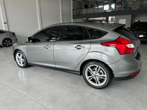 FORD Focus Hatch 2.0 16V 4P FLEX SE PLUS POWERSHIFT AUTOMTICO, Foto 15