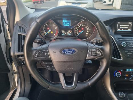 FORD Focus Hatch 2.0 16V 4P FLEX TITANIUM AUTOMTICO, Foto 16