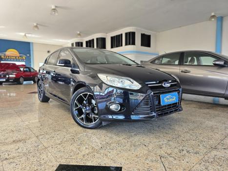 FORD Focus Hatch 2.0 16V 4P FLEX TITANIUM POWERSHIFT AUTOMTICO, Foto 2