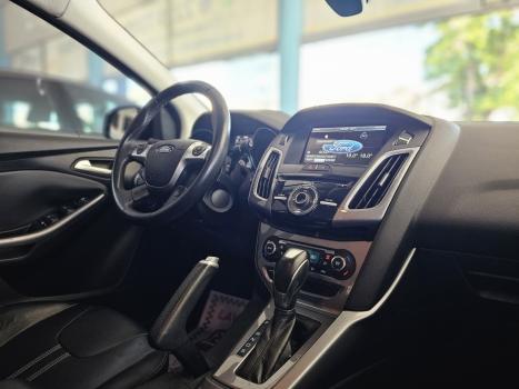 FORD Focus Hatch 2.0 16V 4P FLEX TITANIUM POWERSHIFT AUTOMTICO, Foto 9