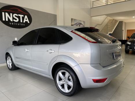 FORD Focus Hatch 2.0 16V 4P GLX AUTOMTICO, Foto 4