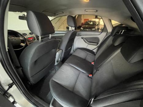FORD Focus Hatch 2.0 16V 4P GLX AUTOMTICO, Foto 8