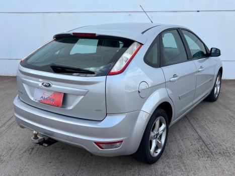 FORD Focus Hatch 2.0 16V 4P GLX FLEX, Foto 4