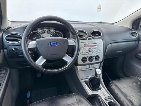 FORD Focus Hatch 2.0 16V 4P GLX FLEX, Foto 8