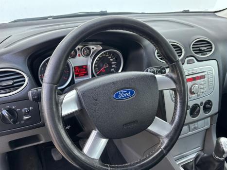 FORD Focus Hatch 2.0 16V 4P GLX FLEX, Foto 9