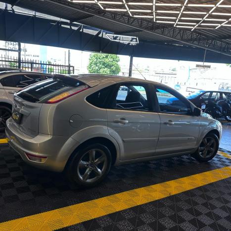 FORD Focus Hatch 2.0 16V 4P GLX AUTOMTICO, Foto 5