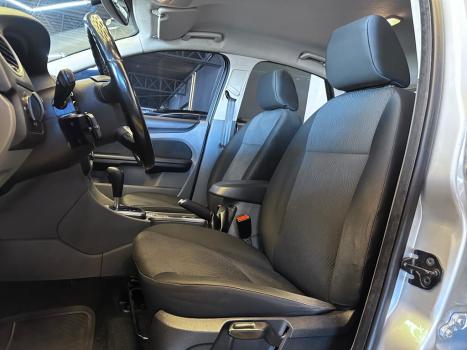 FORD Focus Hatch 2.0 16V 4P GLX AUTOMTICO, Foto 7