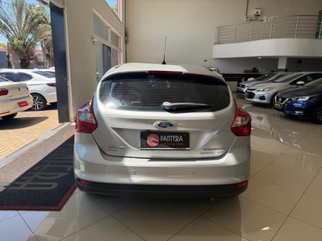 FORD Focus Hatch 2.0 16V 4P FLEX TITANIUM POWERSHIFT AUTOMTICO, Foto 2
