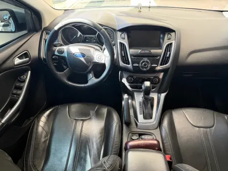 FORD Focus Hatch 2.0 16V 4P FLEX TITANIUM POWERSHIFT AUTOMTICO, Foto 6