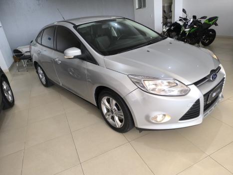FORD Focus Sedan 1.6 S 16V 4P FLEX, Foto 2