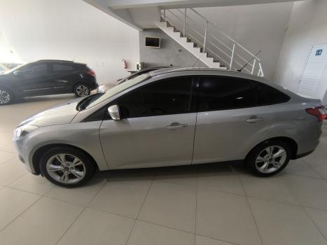 FORD Focus Sedan 1.6 S 16V 4P FLEX, Foto 7