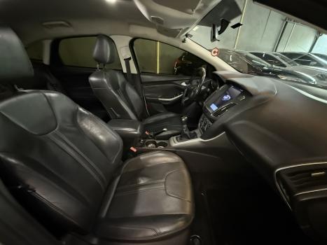 FORD Focus Sedan 1.6 SE 16V 4P FLEX, Foto 8