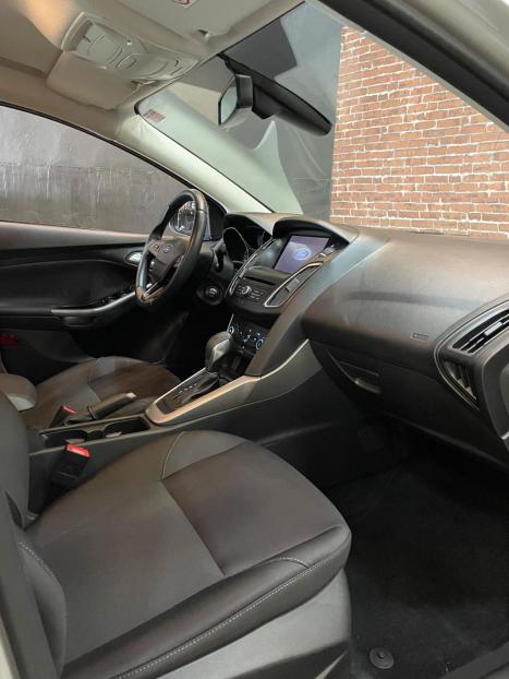 FORD Focus Sedan 2.0 16V 4P FLEX SE POWERSHIFT AUTOMTICO, Foto 7