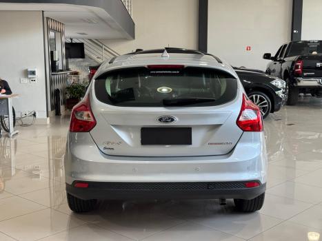 FORD Focus Sedan 2.0 16V 4P FLEX SE POWERSHIFT AUTOMTICO, Foto 4
