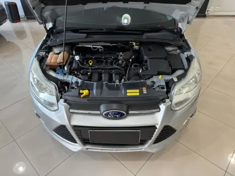 FORD Focus Sedan 2.0 16V 4P FLEX SE POWERSHIFT AUTOMTICO, Foto 16