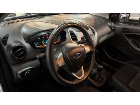FORD Ka Hatch 1.5 12V 4P TI-VCT SE FLEX, Foto 16