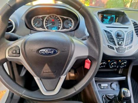 FORD Ka Hatch 1.5 16V 4P FLEX SEL, Foto 14