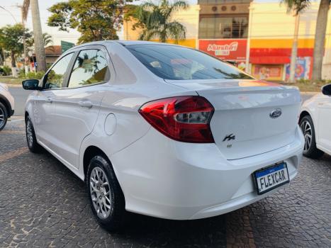 FORD Ka + Sedan 1.5 12V 4P TI-VCT SE FLEX, Foto 9