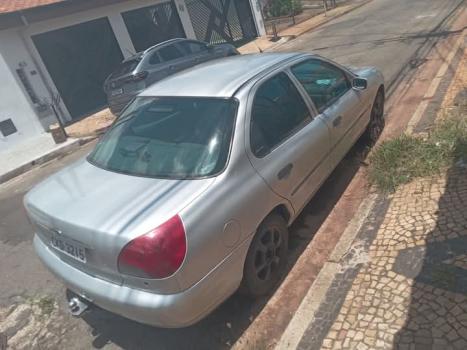 FORD Mondeo 2.0 16V CLX 4P, Foto 4