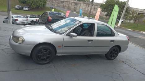 FORD Mondeo 2.0 16V CLX 4P, Foto 7