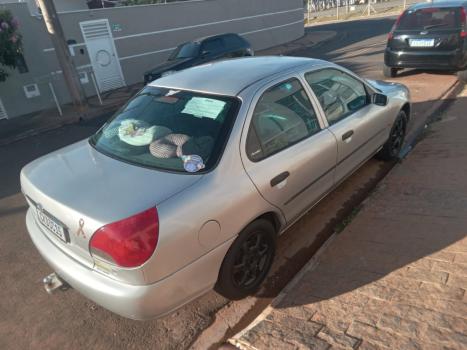 FORD Mondeo 2.0 16V CLX 4P, Foto 9