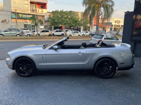 FORD Mustang 3.8 V6 CONVERSVEL, Foto 5