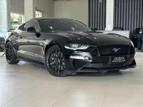 FORD Mustang 5.0 V8 32V GT COUP AUTOMTICO, Foto 2