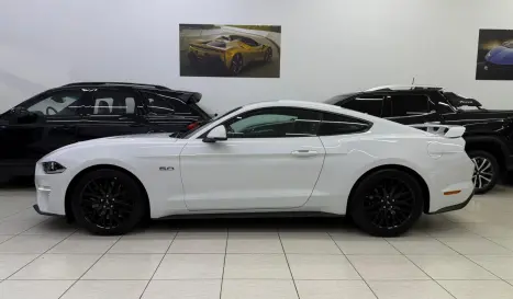 FORD Mustang 5.0 V8 24V GT PREMIUM COUP, Foto 2