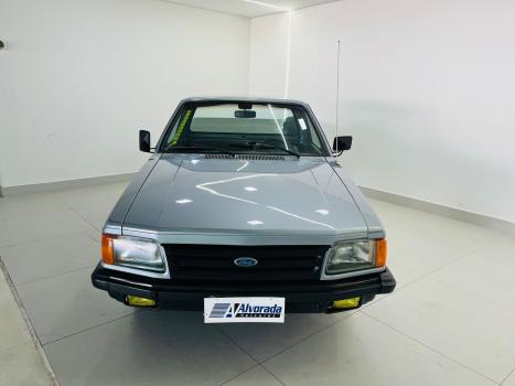 FORD Pampa 1.6 4X4 GL, Foto 2