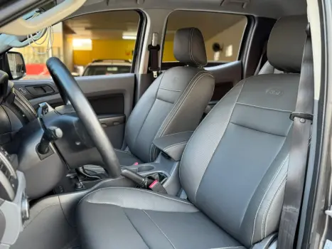 FORD Ranger 2.2 16V XLS DIESEL 4X4 CABINE DUPLA AUTOMTICO, Foto 10