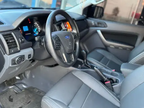 FORD Ranger 2.2 16V XLS DIESEL 4X4 CABINE DUPLA AUTOMTICO, Foto 12