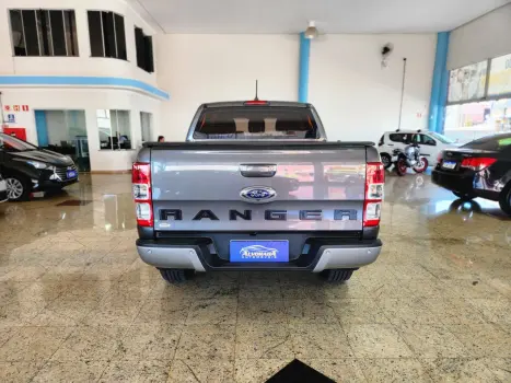 FORD Ranger 2.2 16V XLS DIESEL CABINE DUPLA AUTOMTICO, Foto 6