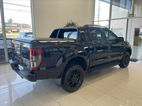 FORD Ranger 2.2 16V BLACK DIESEL CABINE DUPLA AUTOMTICO, Foto 5