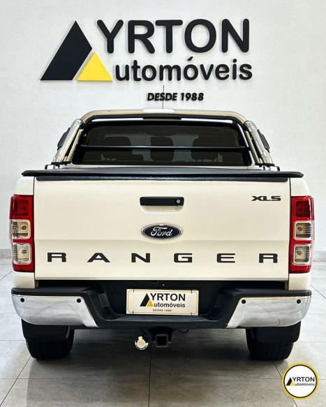 FORD Ranger 2.2 16V XLS DIESEL 4X4 CABINE DUPLA AUTOMTICO, Foto 9