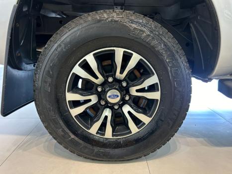 FORD Ranger 2.2 16V 4X4 XL DIESEL CABINE DUPLA, Foto 16