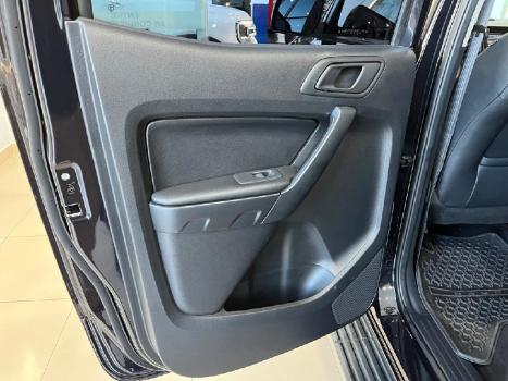 FORD Ranger 2.2 16V BLACK DIESEL CABINE DUPLA AUTOMTICO, Foto 8