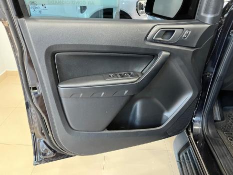 FORD Ranger 2.2 16V BLACK DIESEL CABINE DUPLA AUTOMTICO, Foto 9