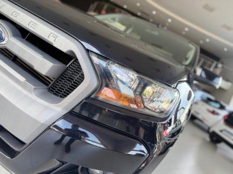 FORD Ranger 2.2 16V XLS DIESEL 4X4 CABINE DUPLA AUTOMTICO, Foto 3