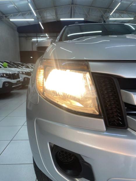 FORD Ranger 2.2 16V 4X4 XL DIESEL CABINE DUPLA, Foto 9