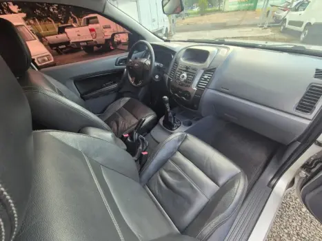 FORD Ranger 2.3 16V XLS CABINE SIMPLES, Foto 4