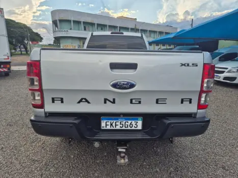 FORD Ranger 2.3 16V XLS CABINE SIMPLES, Foto 12