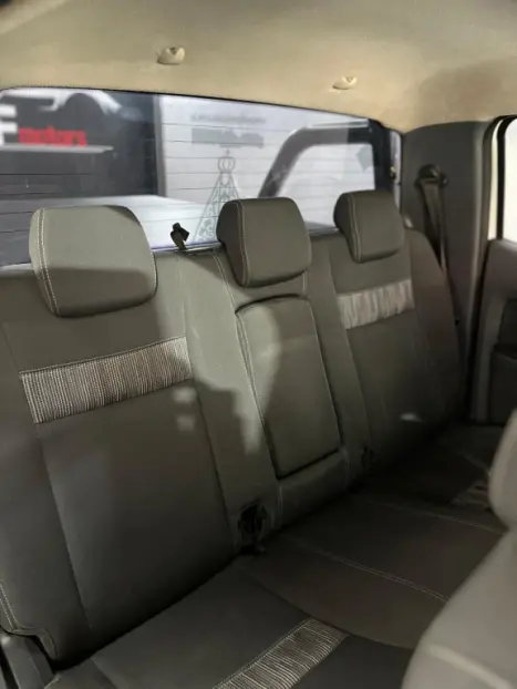 FORD Ranger 2.3 16V XLT CABINE DUPLA, Foto 9