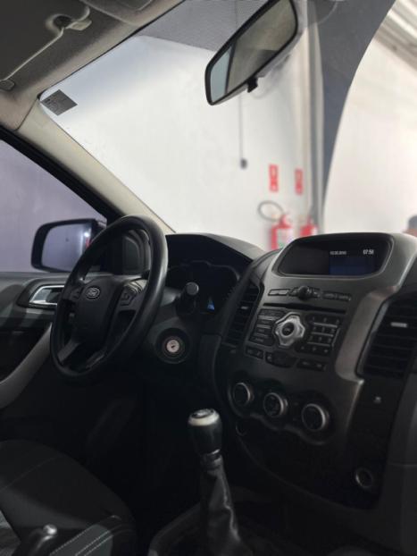 FORD Ranger 2.3 16V XLT CABINE DUPLA, Foto 10