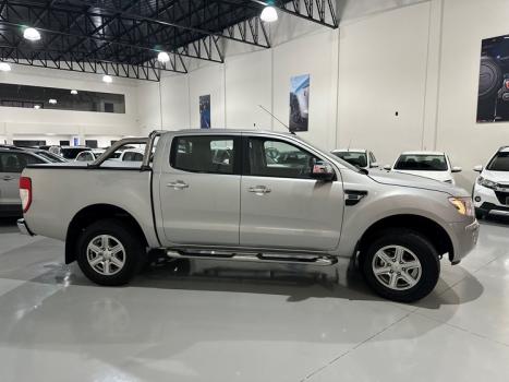 FORD Ranger 2.5 16V FLEX XLT CABINE DUPLA, Foto 3