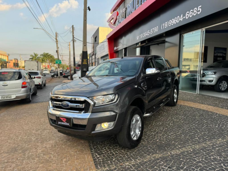 FORD Ranger 2.5 16V XLT CABINE DUPLA, Foto 3