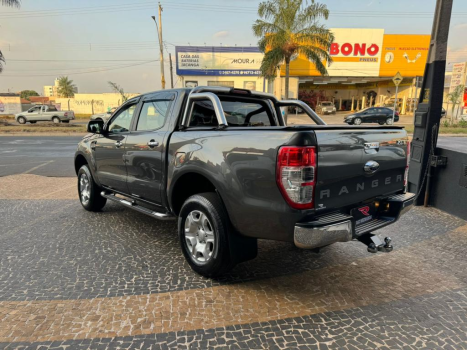 FORD Ranger 2.5 16V XLT CABINE DUPLA, Foto 6