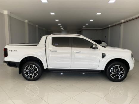 FORD Ranger 3.0 V6 4X4 LIMITED PLUS TURBO DIESEL CABINE DUPLA AUTOMTICO, Foto 4