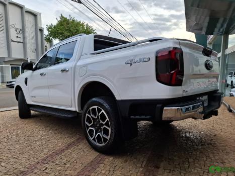 FORD Ranger 3.0 V6 4X4 LIMITED PLUS TURBO DIESEL CABINE DUPLA AUTOMTICO, Foto 4