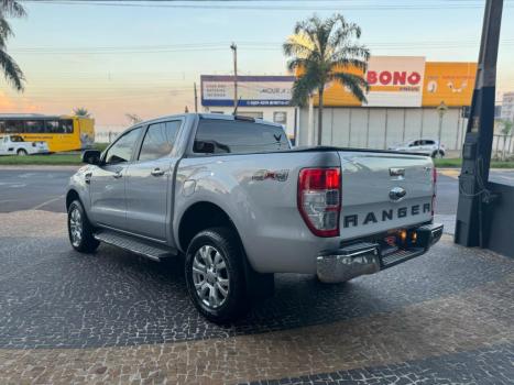 FORD Ranger 3.2 20V XLT 4X4 CABINE DUPLA TURBO DIESEL AUTOMTICO, Foto 5